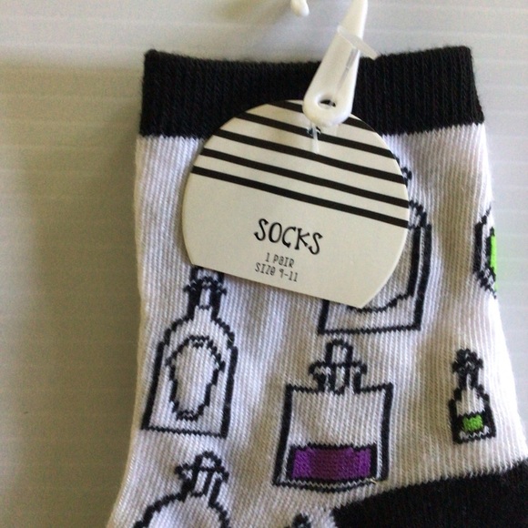 Halloween Potion Socks - Size 9-11 - Picture 3 of 4